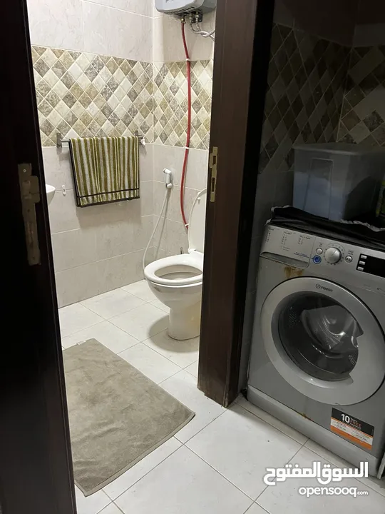 شقق للبيع ارضي وطابق ثالث