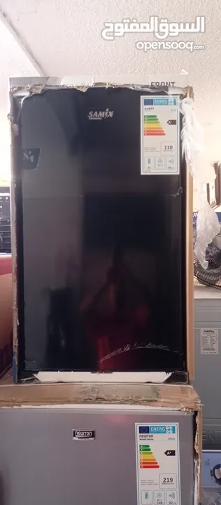 ثلاجة مكتب ساميكس