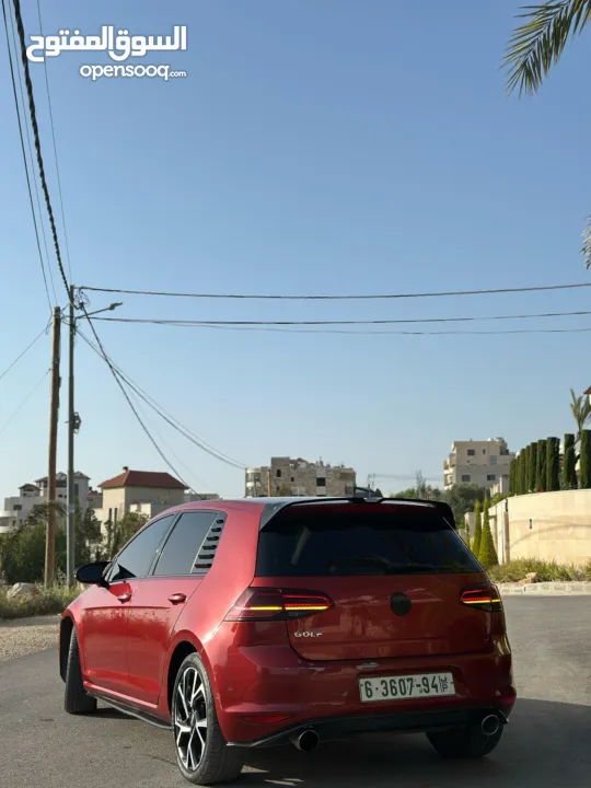 فولكسفاجن جولف Tsi