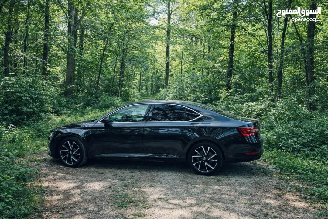 الفخمه والغنيه عن التعريف سكودا سوبيرب فل الفل الا الفتحه برايفيت فحص ممتاز اوتومات الفين ديزل