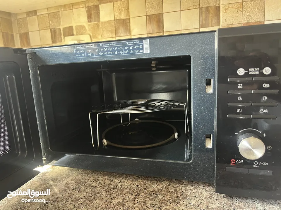 مايكرويف سامسونغ لون اسود