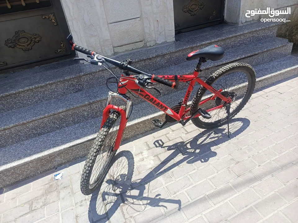 بسكليت امريكي  نوعية GALANT اصدار شيمانو للبيع بحالة الوكالة قابل للتفاوض
