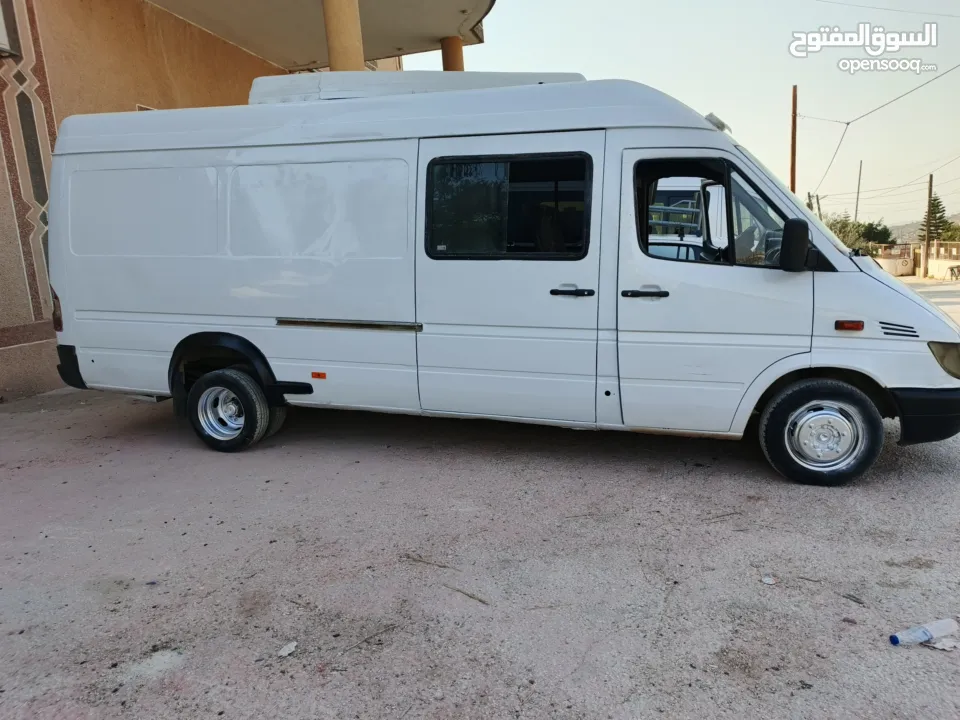 باص تجاري للبيع