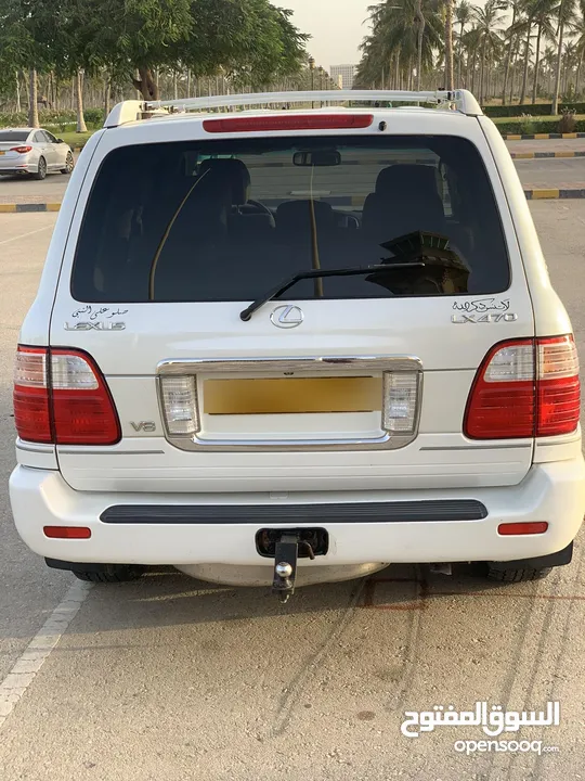 لكزس LX470 موديل 2005