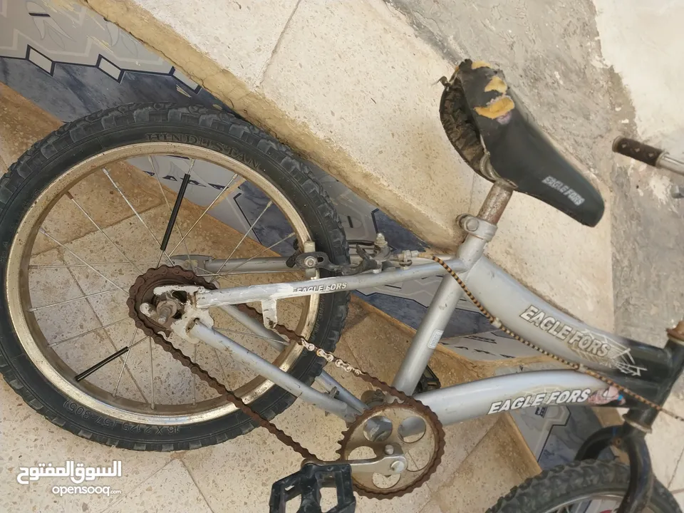 بسكلتين للبيع مستعمل بس جداد بصلاة على النبي بسعر مغريييييي جداااااااااا
