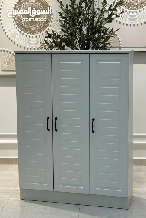 الخزانة الثلاثية الفاخرة – سعة أكبر وشكل أرتب  قطعة بتغيّر مدخل البيت 180 درجة... واسعة، قوية،