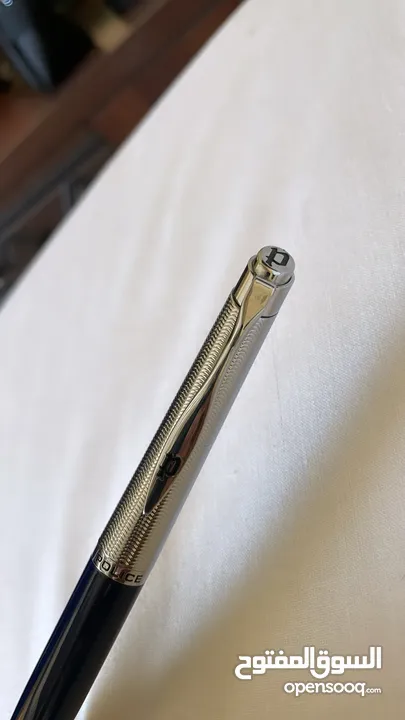قلم من شركة بوليس الاصلي