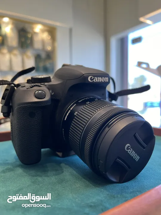 Canon EOS 800D