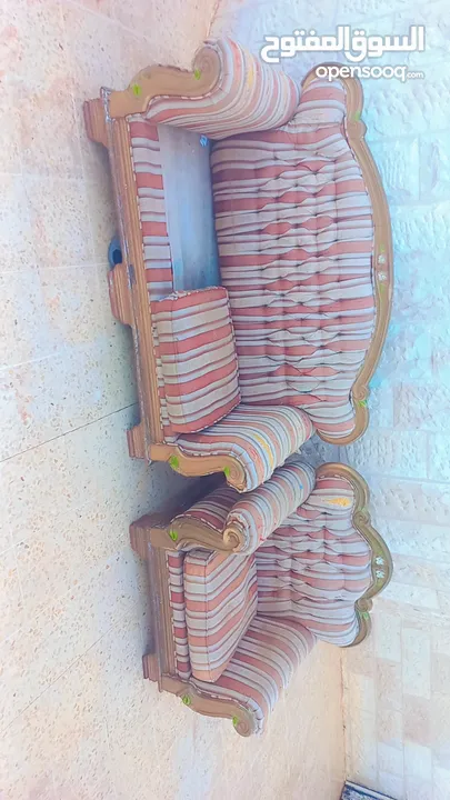 طقم كنب خشب للبيع