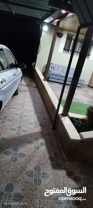 بيت مستقل في عقابا حي الزرعينة للبيع على مساحة أرض 520 متر تشطيب دلوكس مساحة البيت 140 متر مكون من 3