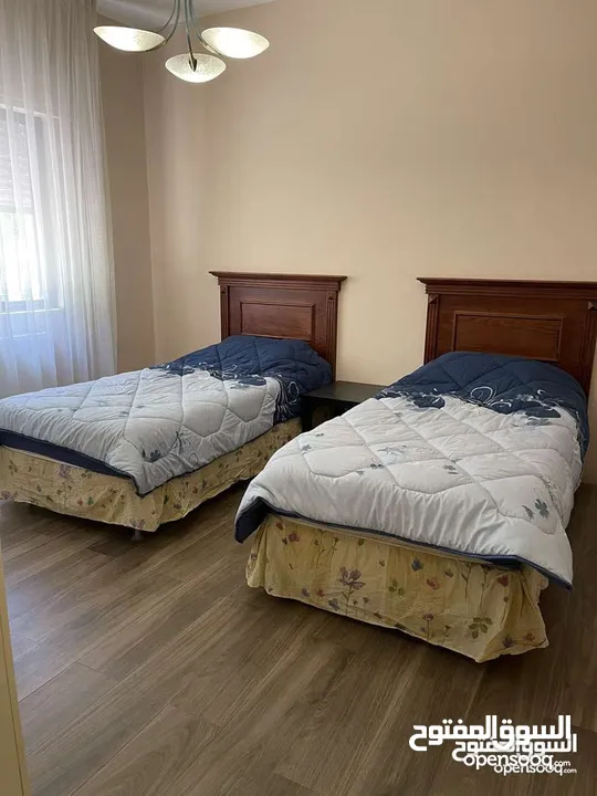 شقة مفروشة , ارضي ..  مع حديقة مميزة /  اعلان رقم (B93)