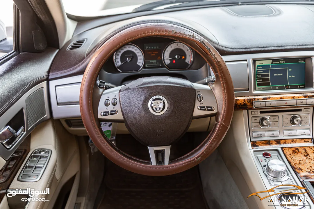 Jaguar XF 2007  السيارة وارد الشركة و بحالة ممتازة جدا
