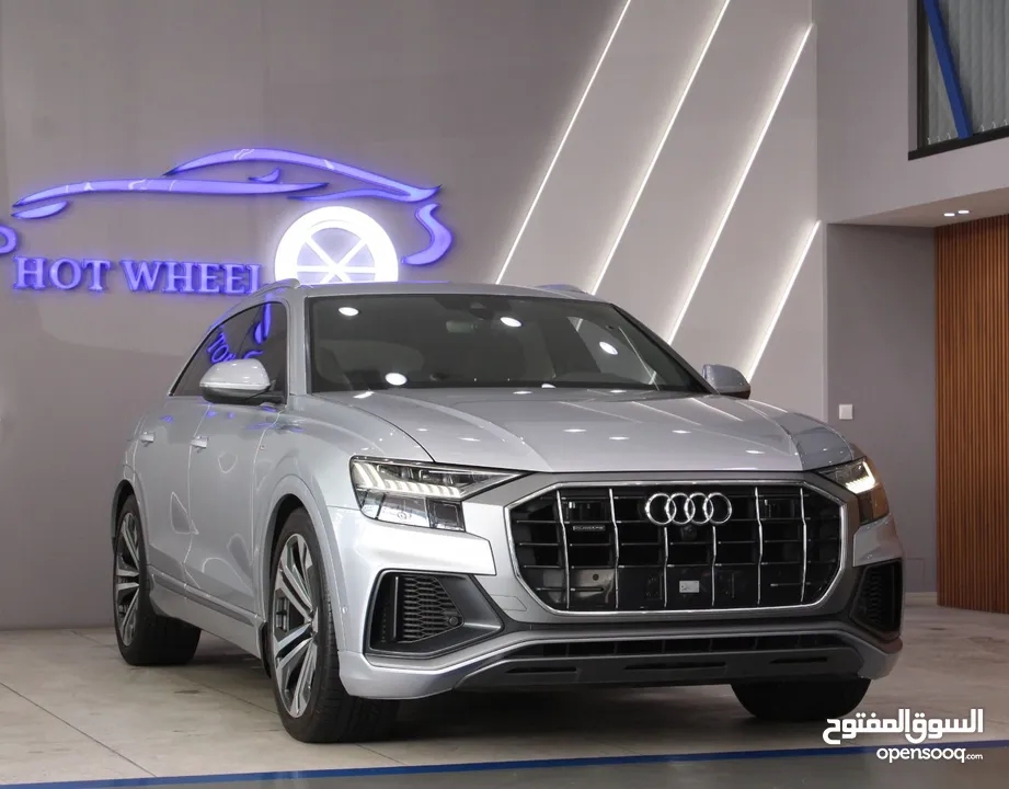 AUDI Q8 2019