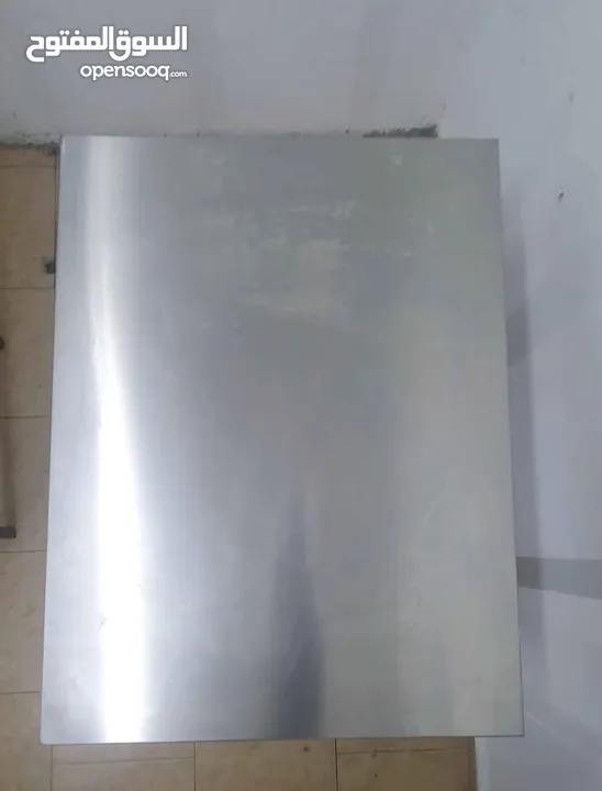 عده مطعم نظيفه استخدام قليل
