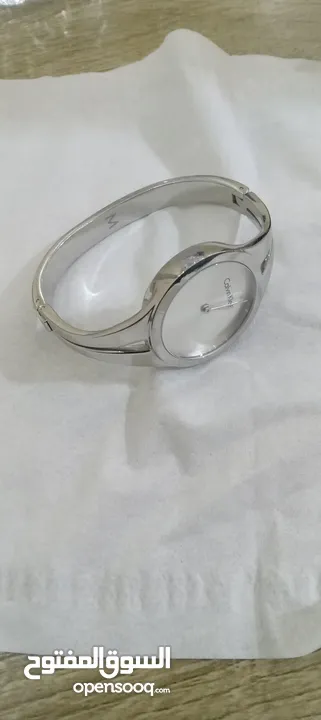 ساعه للبيع كالفن كلاين استخدام بسيط بحالت الوكاله بدون كرتونه