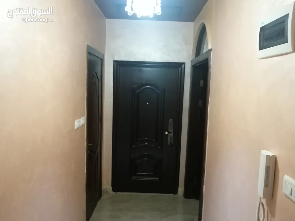 شقة جنوبية غربية للبيع شبه جديدة في طبربور -طارق شارع رطب قلبك
