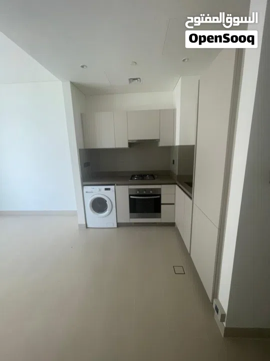 شقتك شخصيتك بادر واحجز شقتك المميزه غرفه وصاله كاش او تقسيط بمدينه الشيخ محمد بن راشد