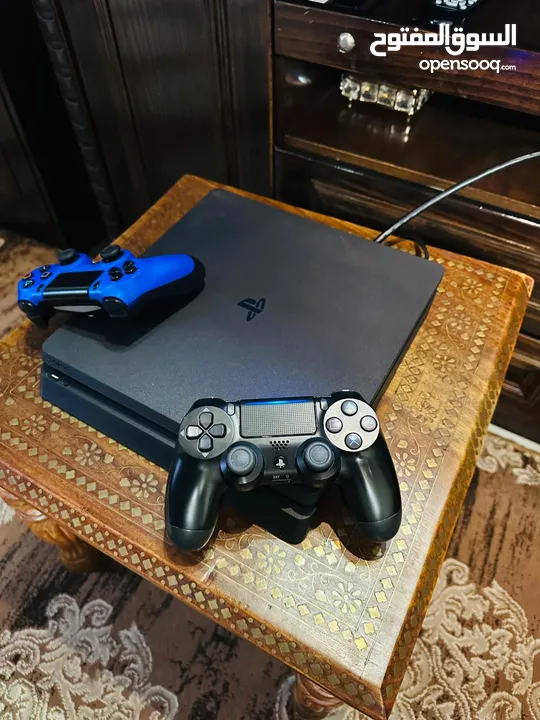 Playstation 4 Slim بلاستيشن 4 سلم