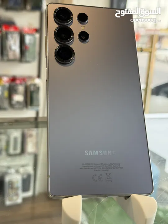 Samsung s25 ultra  ذاكره 512 جيجا  رام 12 نسخه الشرق الاوسط ضمان وكاله سامسونج  مستخدم 10 ايام فقط