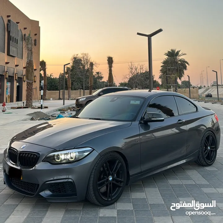 BMW 240i للبيع