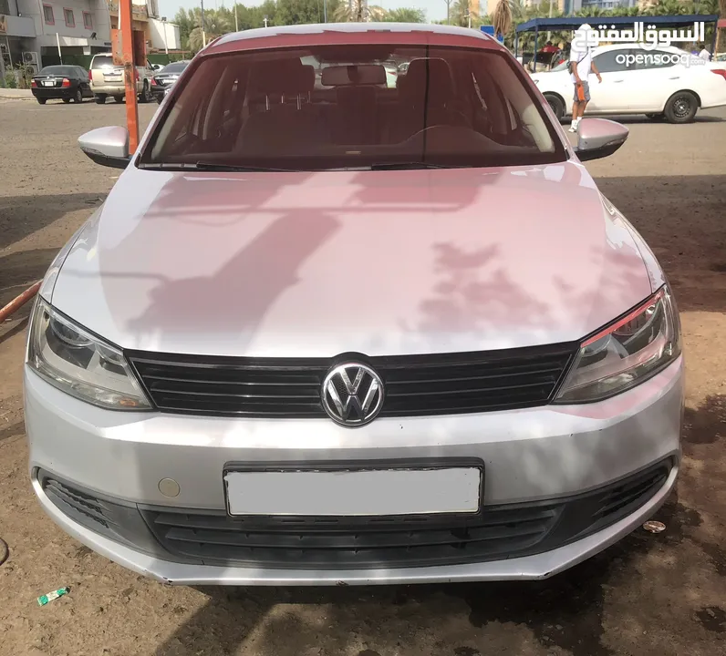 New Jetta 2.0 / 2014 / 163,000KM / Very Good Condition   فولكس فاغن جيتا 2014 حالة جيدة جدا