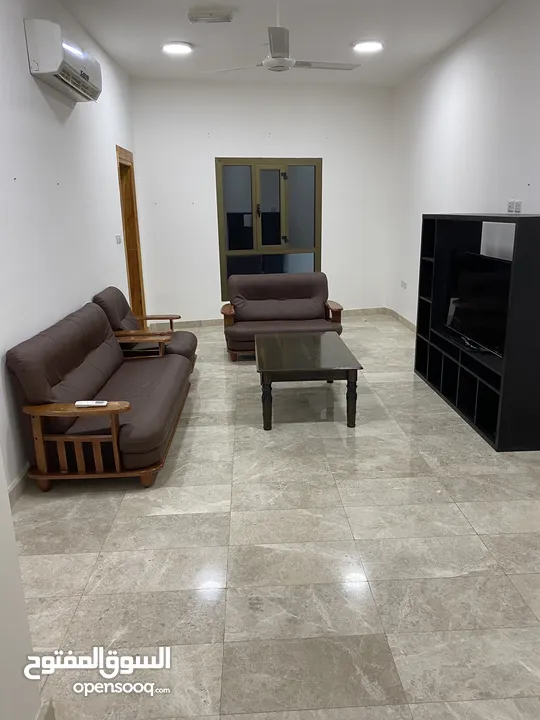 شقة للايجار في القرم Flat for rent in Qurum