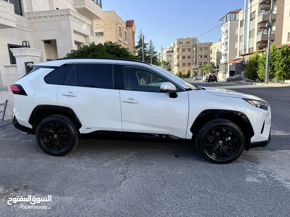 تويوتا راف فور 2023 SE جمرك اليوم فحص كامل عداد قليل بطارية ليثيوم4/4