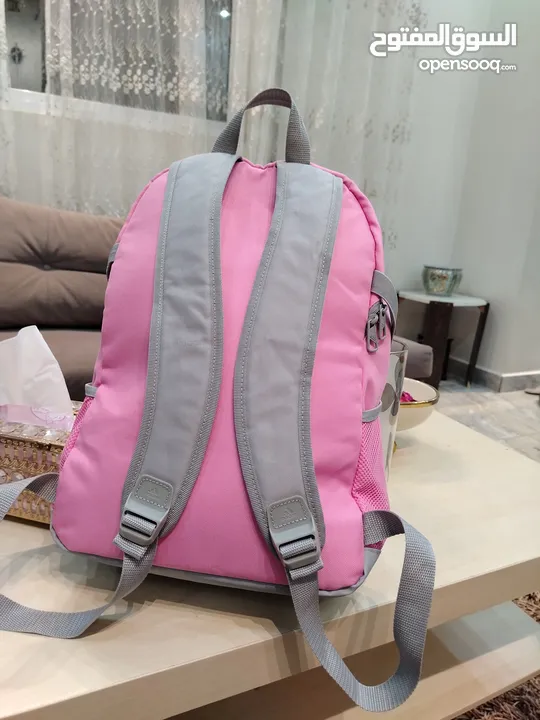 شنطة ظهر رياضية أديداس اصلية