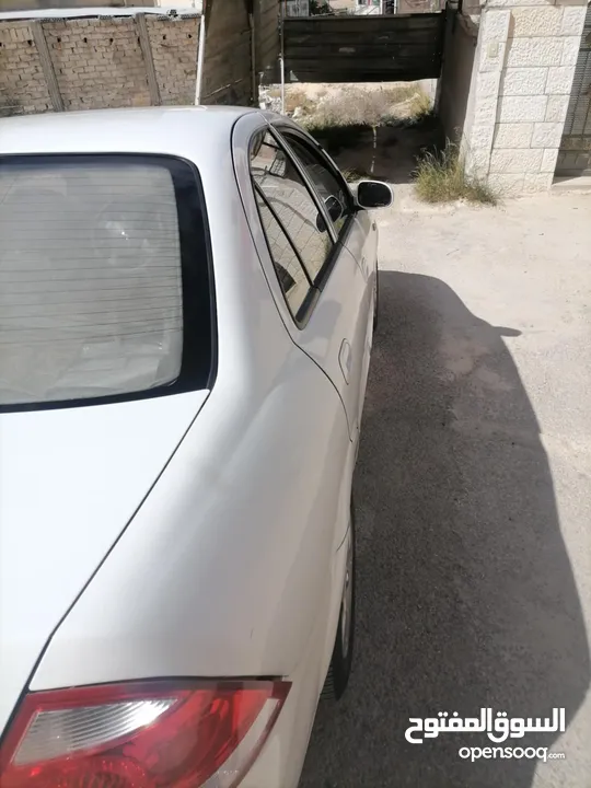 نيسان صيني 2012