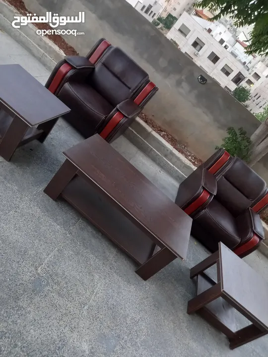 كنبايات مفرد عدد اثنين بحاله جيده جدا للبيع الموقع عمان الجبيهات