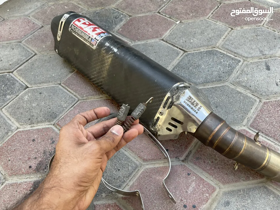 YOSHIMURA CARBON SERIES EXHAUST FOR MOTORCYCLE FOR SALE!!!! Universal type