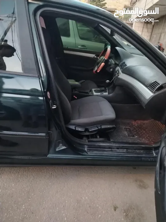 للبيع Bmw e46 2004  لون اخضر زيتي بجننن مع فتحة  دهان جديد السيارة كرتونة