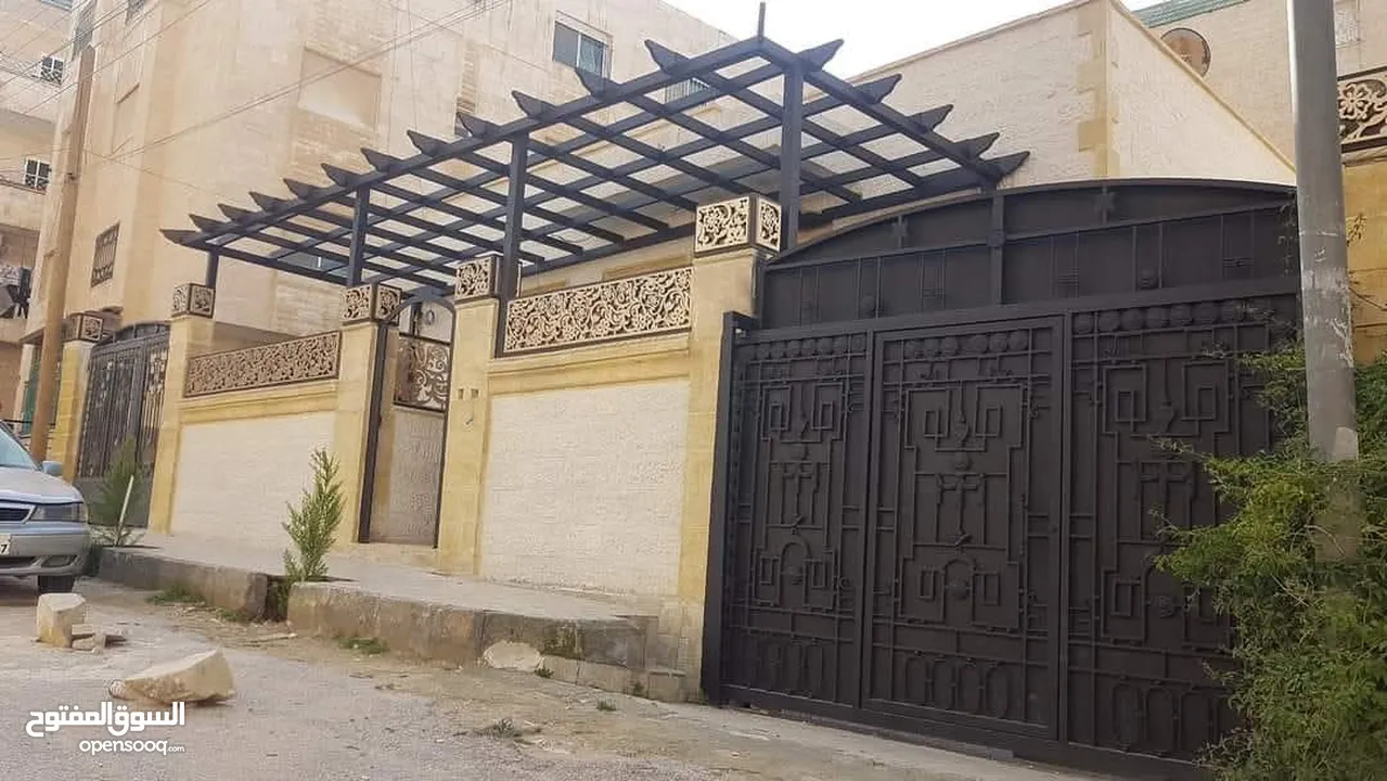 منزل مستقل للبيع عمان ضاحية  الامير حسن اخر دخلة مطعم الرملة شارع حمدان البشير