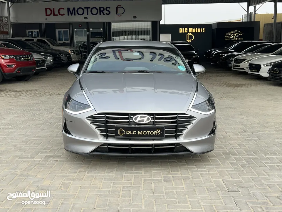 Hyundai Sonata mid option 2021 in excellent condition and good price only 1000 per month