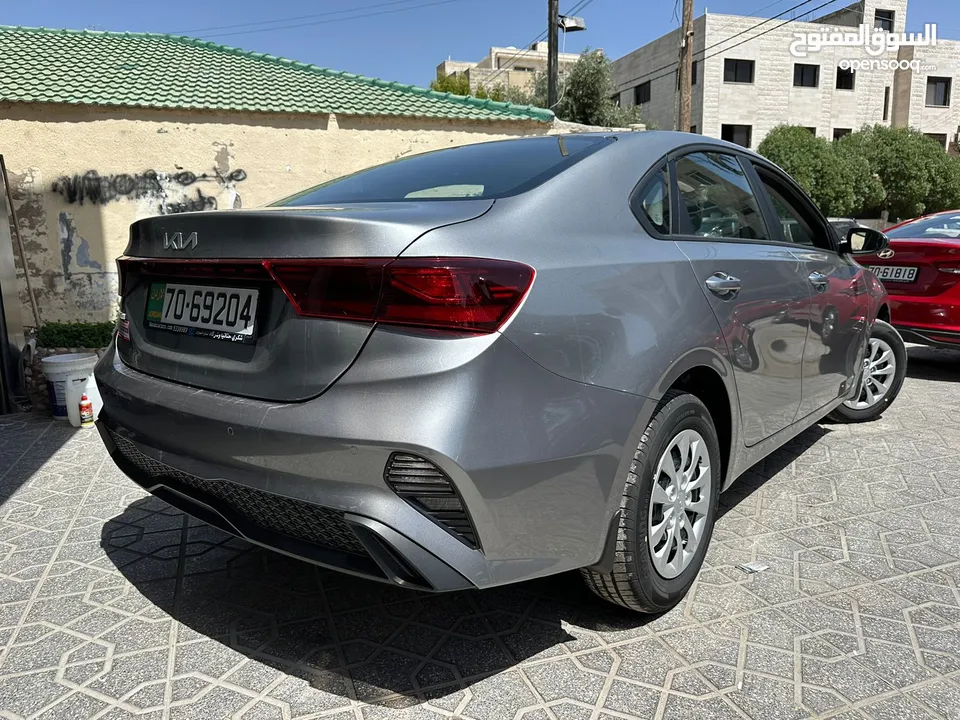 استاجر الان كيا سيراتو من موديل 2024 فل اتوماتيك الان باسعار تنافسيه...