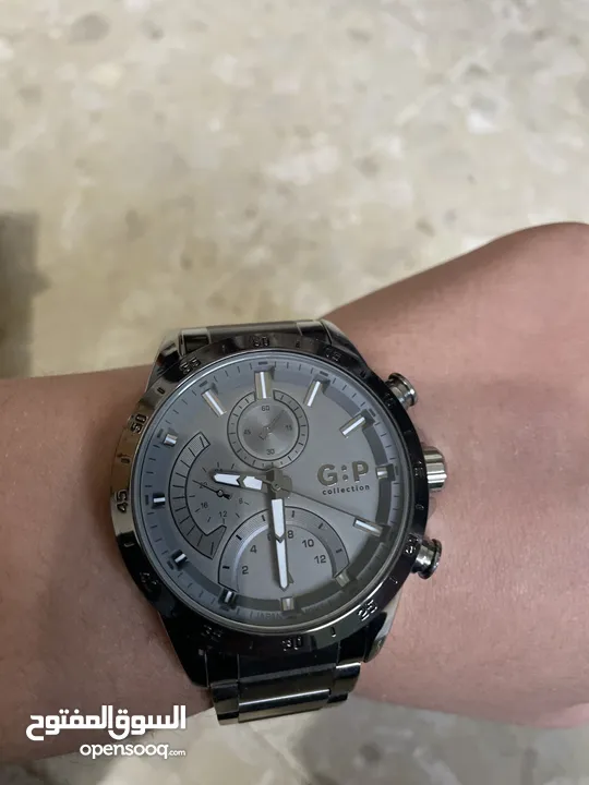 ساعة G.P جديدة تماما