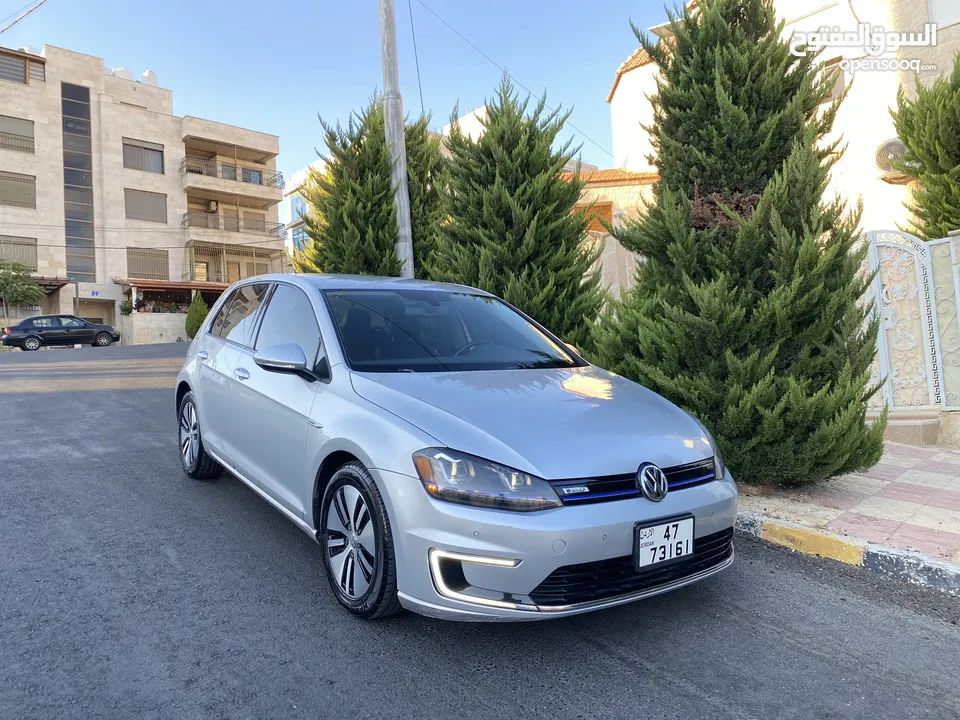 2015 Volkswagen e-Golf Electric eجولف كهرباء   مالك شخصي 2015