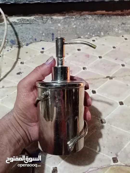 نوادر من النحاس الأصلي