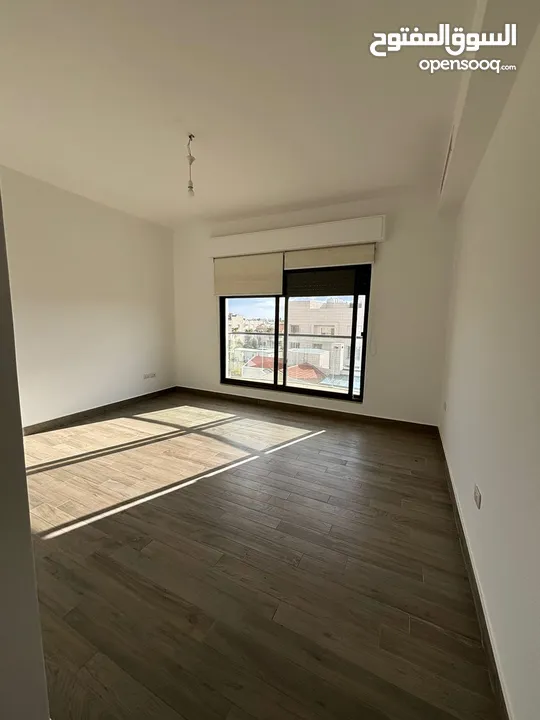 شقة شبه مفروشة للايجار في عبدون  ( Property 39974 ) سنوي فقط