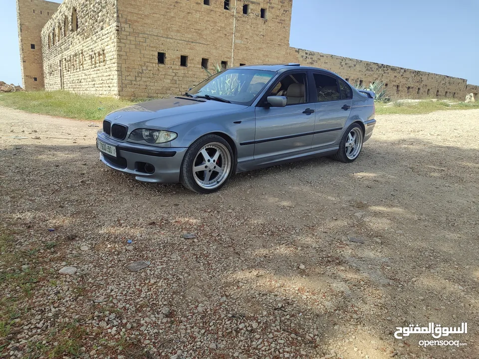 bmw 320    2004