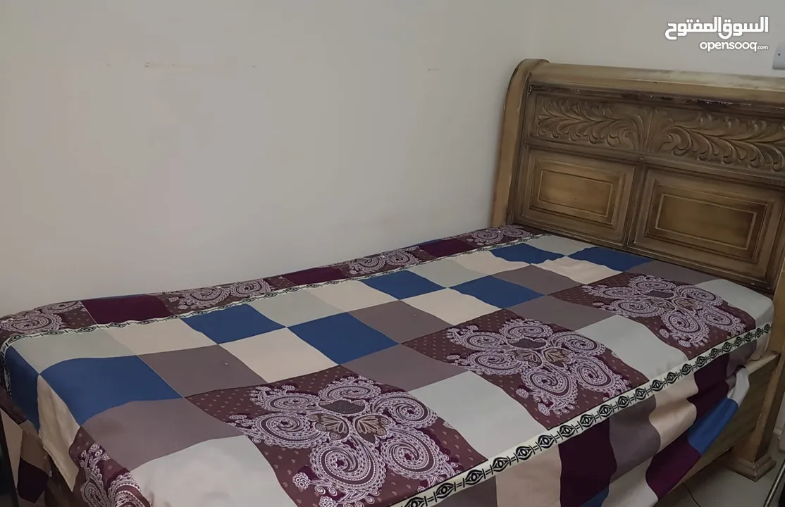 16 د.ب فقط للبيع عاجل سرير   16 BD only for urgent sale, queen bed with mattress