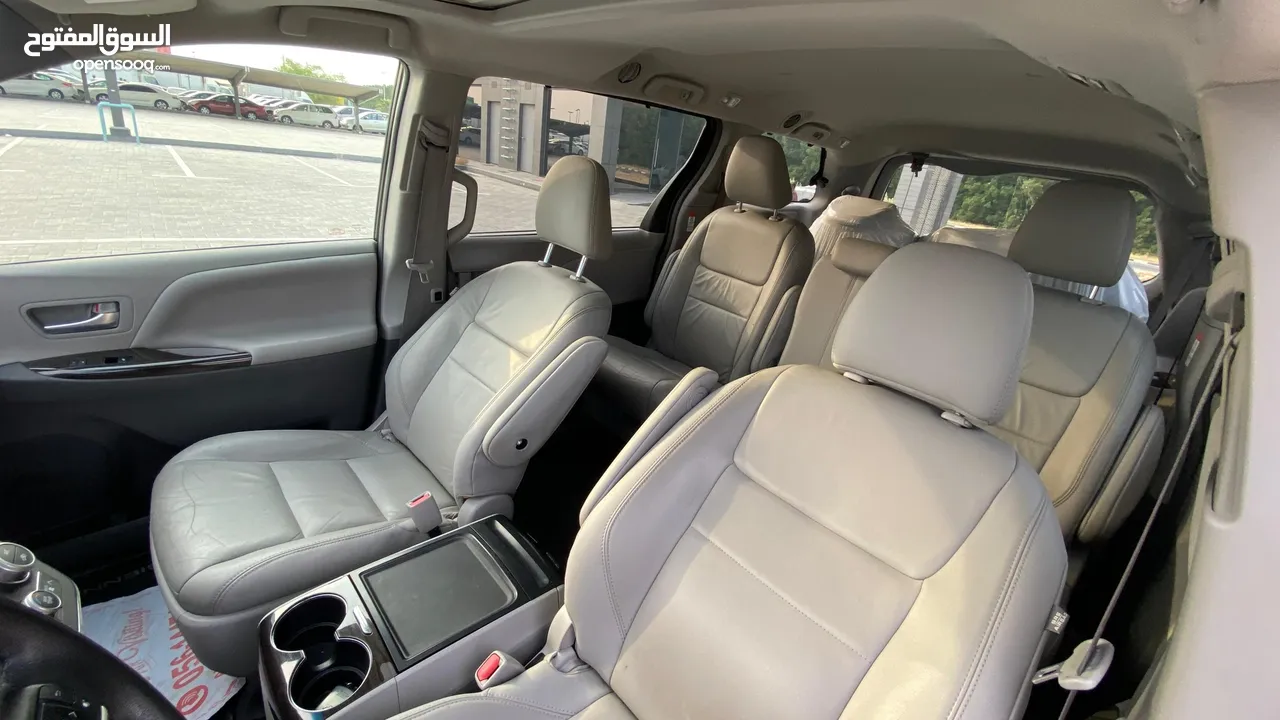 تويوتا سيينا كامل مواصفات  Toyota sienna full option