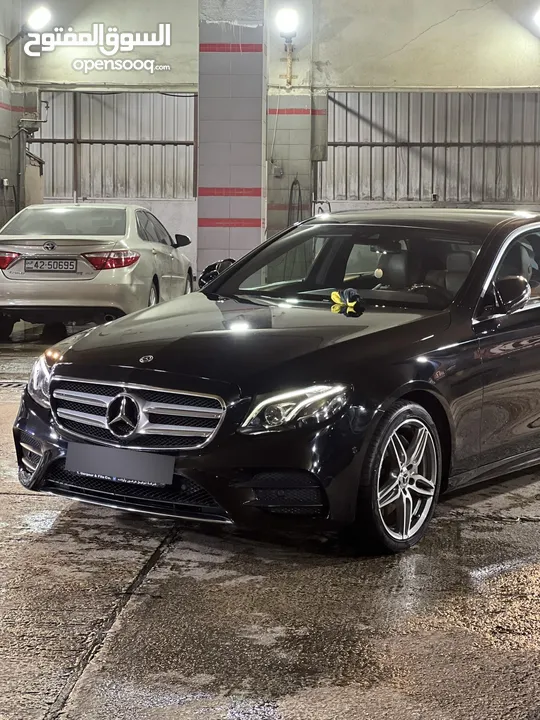 Mercedes-Benz E200(2017)