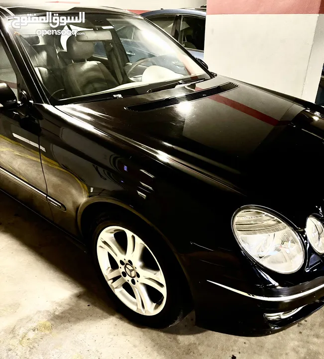 سيارة مرسيدس  E200افنجارد بانوراما موديل 2007 للبيع