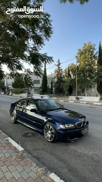 BMW 320i 6 cylinder