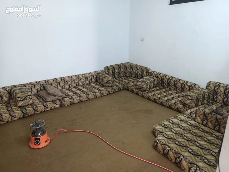 اقطم فرشات