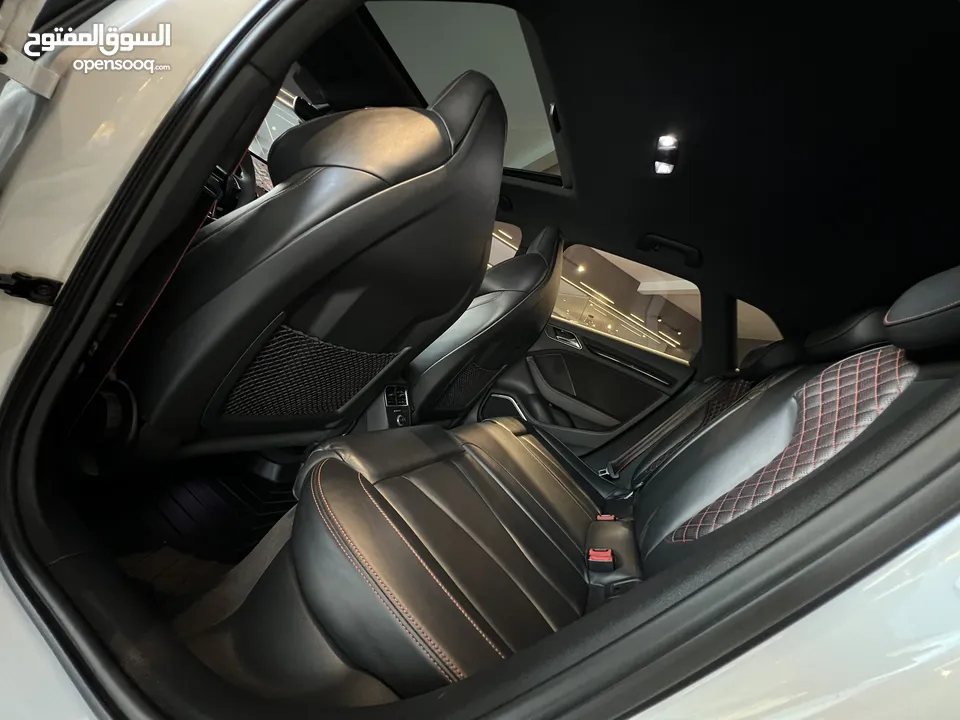 *Audi RS3 Sportback*