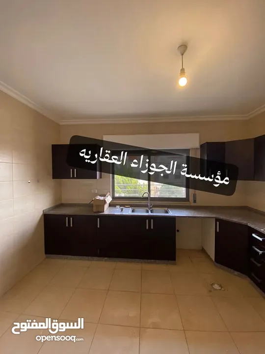 شقة فارغة للايجار سوبر ديلوكس في منطقة البنيات قرب طريق المطار