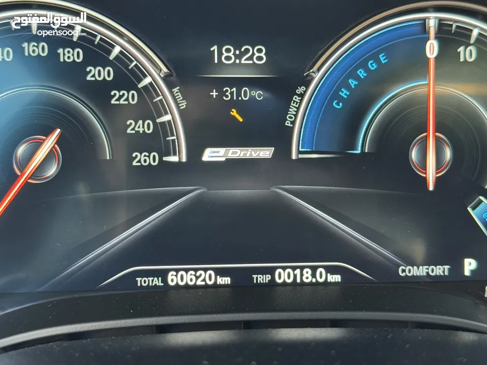 BMW 530e Fully loaded 7 Jayed  Bought from dealership    Abu Khader Automotive  60,000km only
