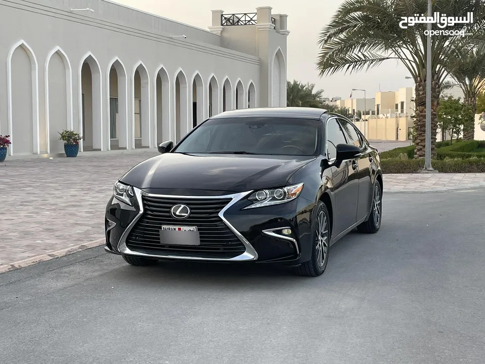 Lexus ES350 Model 2018